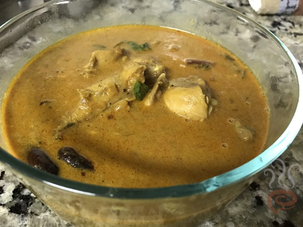 Varutharacha Kozhi Curry | Varutharacha Chicken Curry