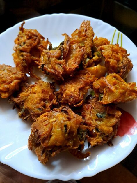 Egg Onion Pakoda