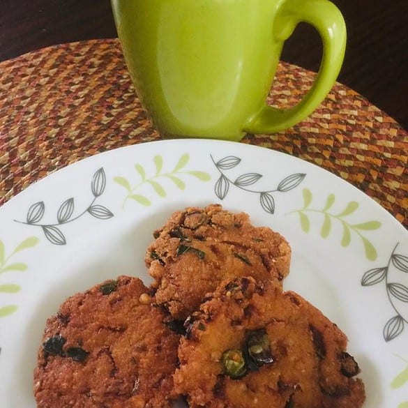 Parippu Vada | Dal Vada | Masala Vada