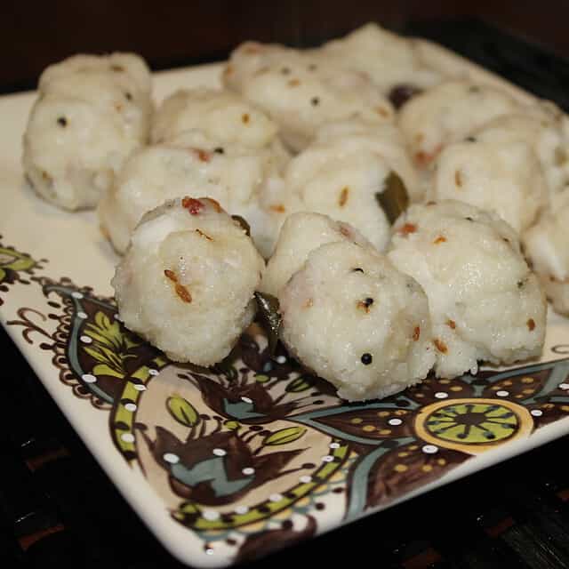 Spicy Ammini Kozhukattai Spicy Steamed Rice Flour Balls