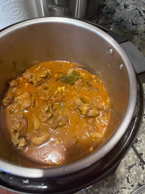 Kerala Mutton Curry - pachakam.com