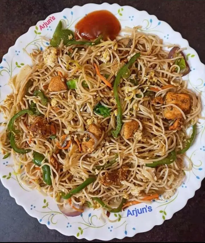 Chinese Chicken Noodles