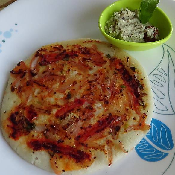 Tomato Uttapam