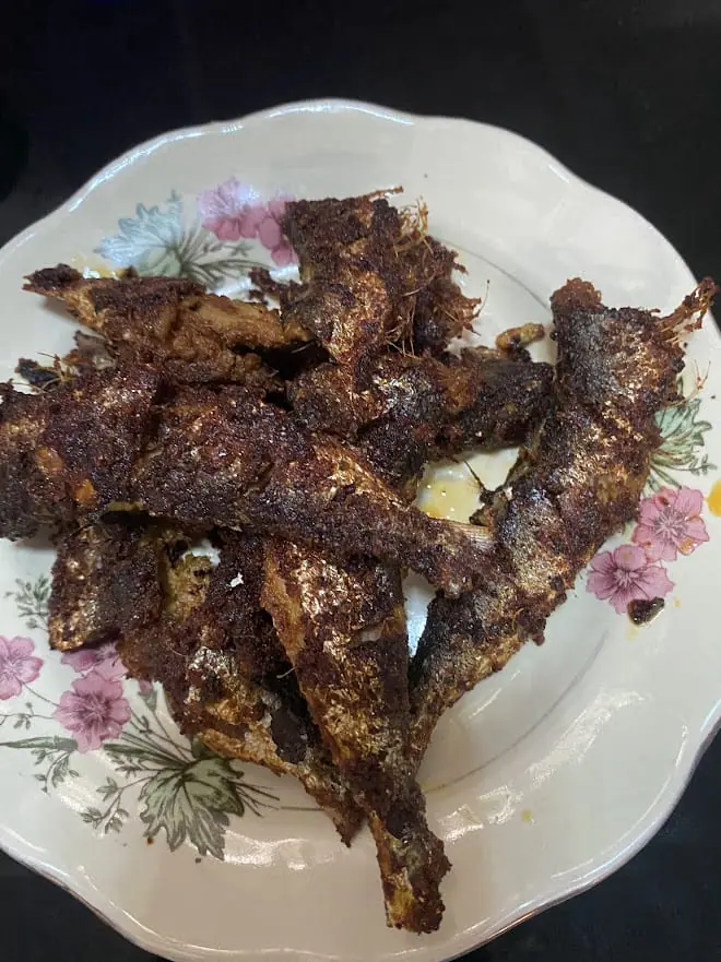 Mathi Fry With Green Pepper Corns