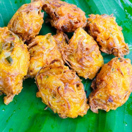 egg onion pakoda