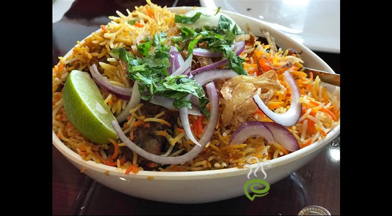 Hyderabadi Dum Kaachi Biriyani