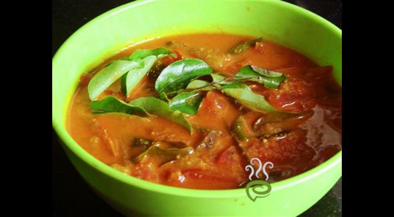 Easy Tomato Curry (Thakkali Curry)