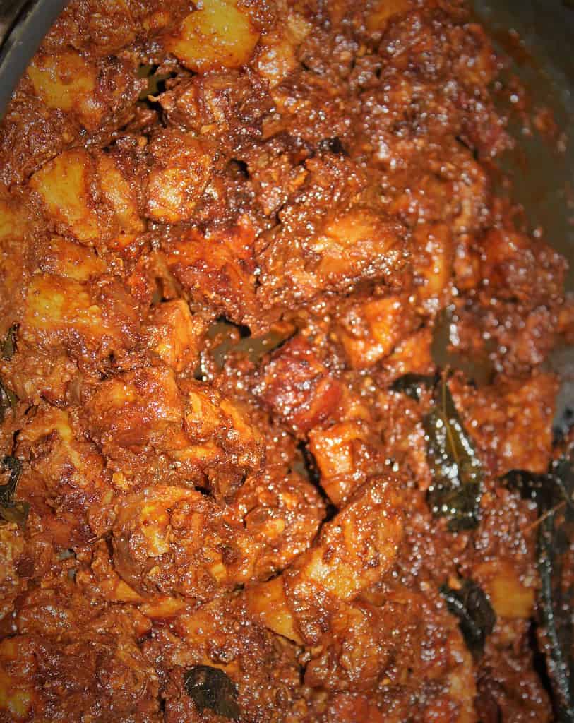 Pork Vindaloo - Authentic Portuguese Recipe