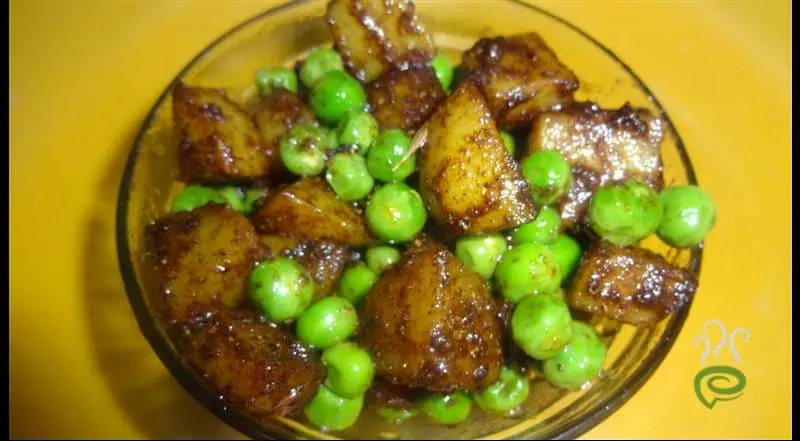 Aloo Matar Dry | Sukha Aloo Matar
