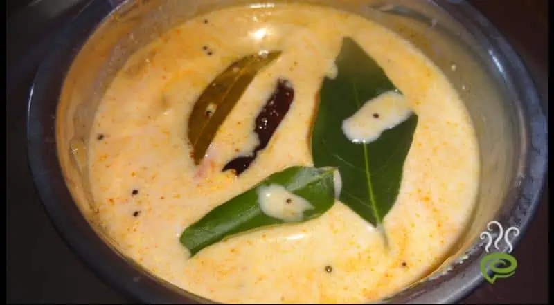 Yogurt Kadhi