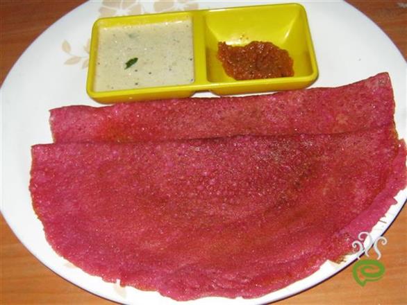 Beetroot Tomato Dosa