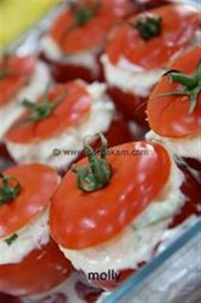 Farcies Tomates(Stuffed Tomatoes)