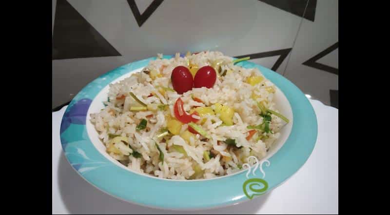 Kashmiri Pulao With Fruits And Nuts
