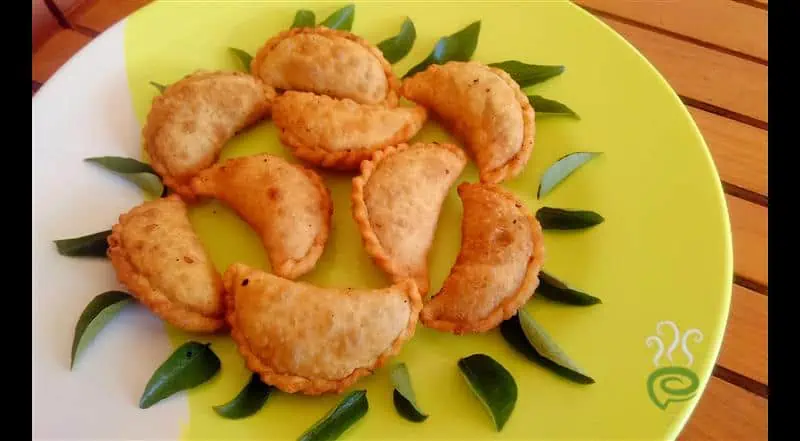Malabar Kozhi Ada | Chicken Hot Pockets