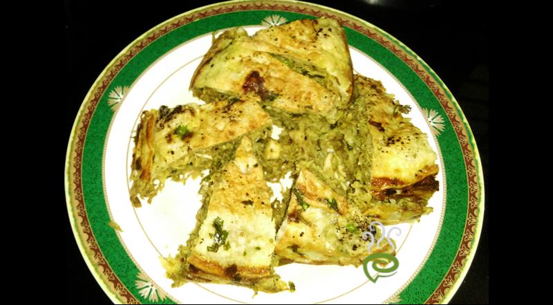 Kozhi Chatti Pathiri | Layered Crepes With Chicken Filling