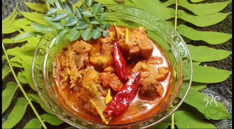 Naadan Kozhi Mulakittathu-Chicken Mulakittathu
