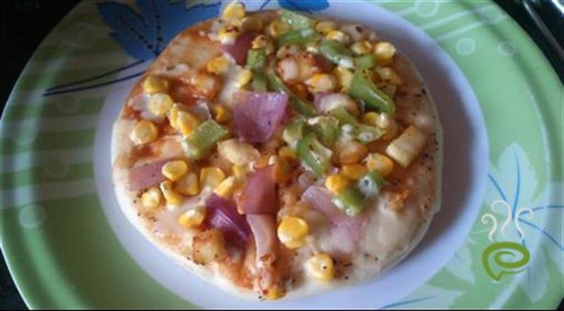 North Indian Corn Paneer Pizza