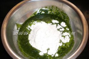 Palak (Spinach) & Wheat Flour Poori – pachakam.com