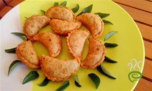 Malabar Kozhi Ada | Chicken Hot Pockets – pachakam.com
