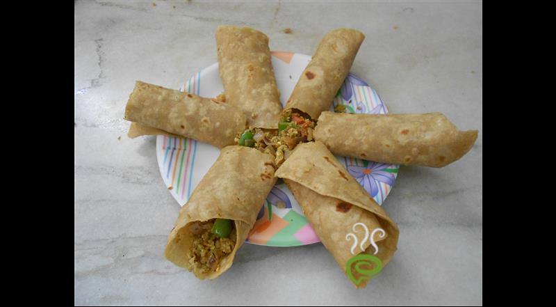 Egg Paneer Wrap