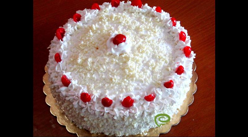 Special White Forest Cake - Online flowers delivery to moradabad-thanhphatduhoc.com.vn