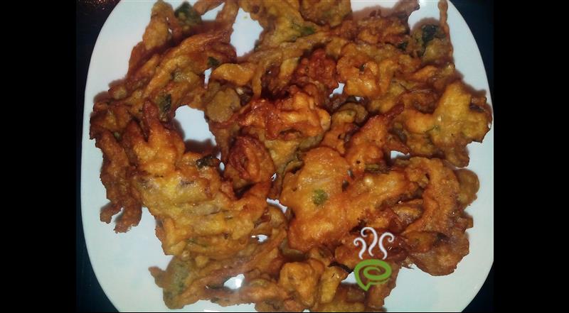 Chicken And Spring Onion Pakora