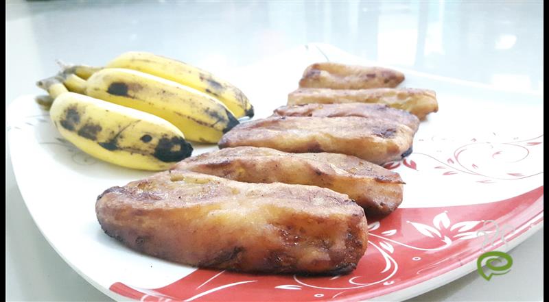 Banana Fritters With Jagerry (Sharkara Pazhampori)