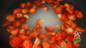 Strawberry Panna Cotta – pachakam.com