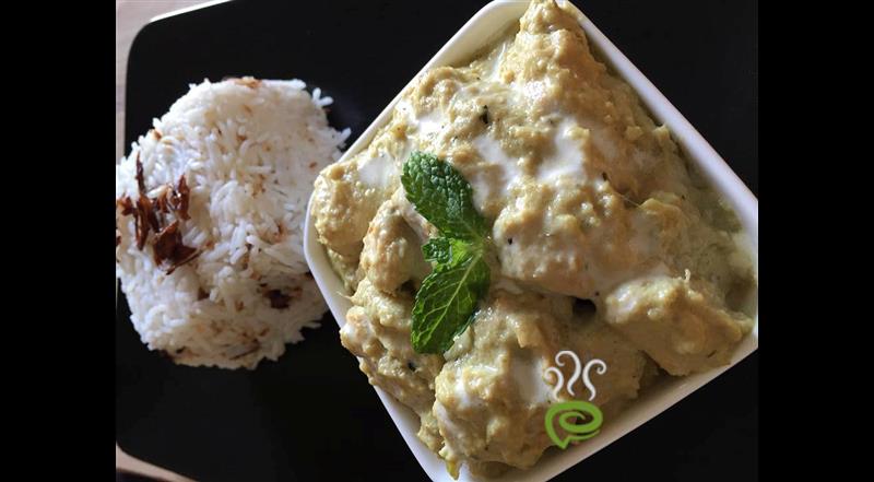 White Chicken Curry - Creamy Gravy