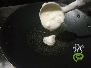 Punugulu Recipe-A Snack With Leftover Idli Batter – pachakam.com
