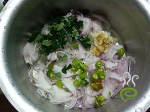 Kerala Ulli Vada | Onion Vada – pachakam.com