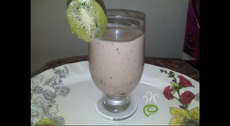 Kiwi Cream Smoothie