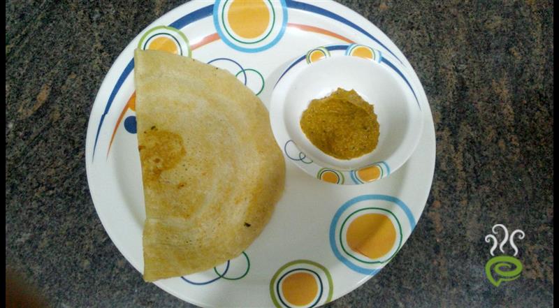 Oats Dosa With Coconut-tomato Chutney