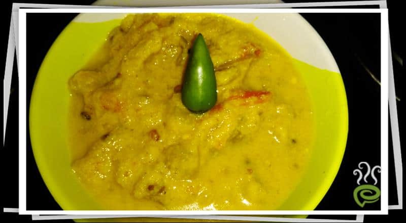 Pavakka Thenga Arachu Vecha Curry