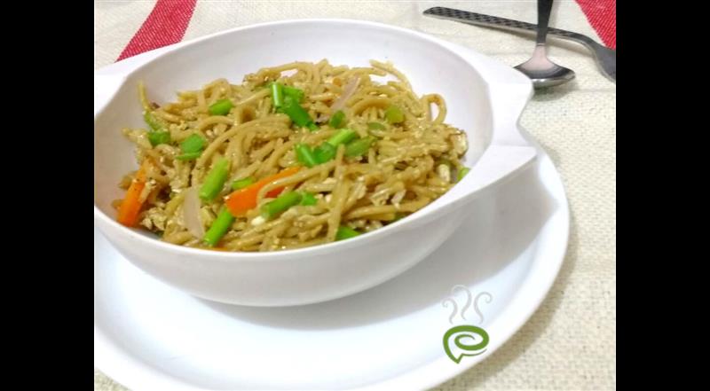 Spicy Carrot Hakka Noodles