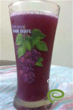 Tasty Refreshing Grape Water