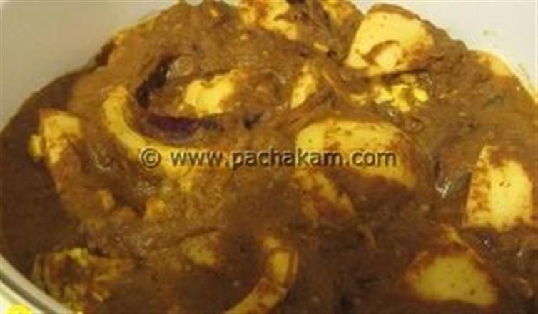 Varutharacha Egg Curry - Nadan Style
