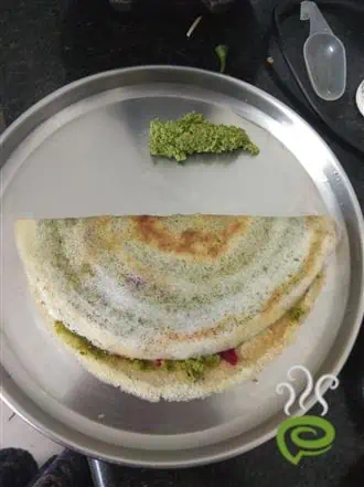 Veggie Curry Leaves Chutney Dosa