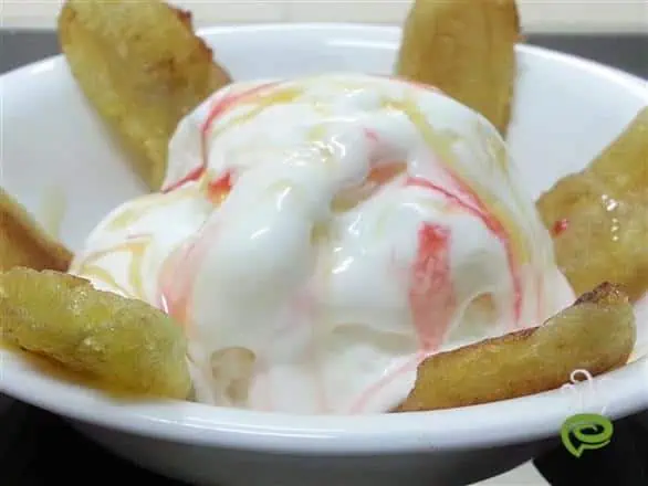 Fried Banana With Honey And Ice Cream