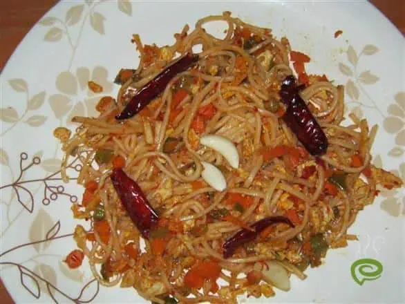 Schezwan Egg Noddles