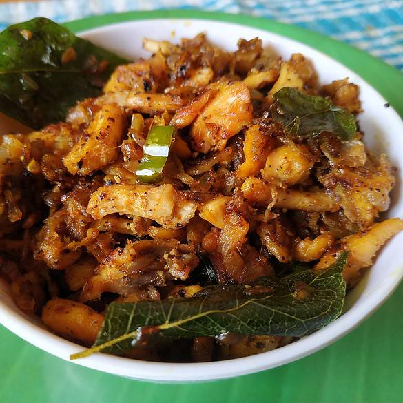 Pichi Potta Kozhi | Shredded Chicken Fry