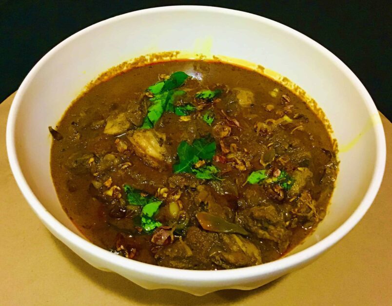 Malabar Varutharacha Chicken Curry Recipe