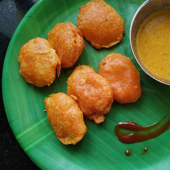 Potato Bajji | Aloo Pakora | Aloo Bajji