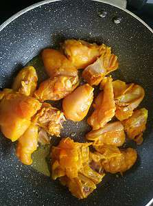 Bhuna Chicken – pachakam.com