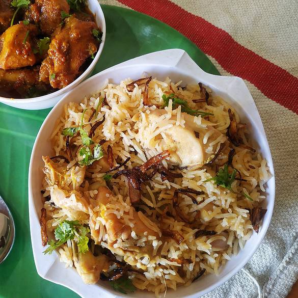 Yakhni Chicken Pulao