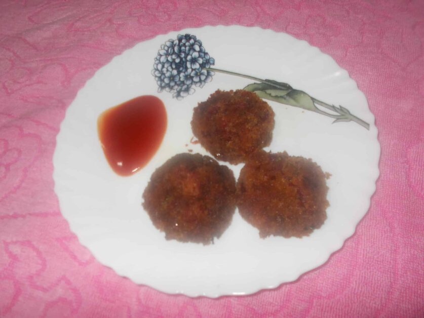 Indian Coffee House Style Vegetable Cutlet