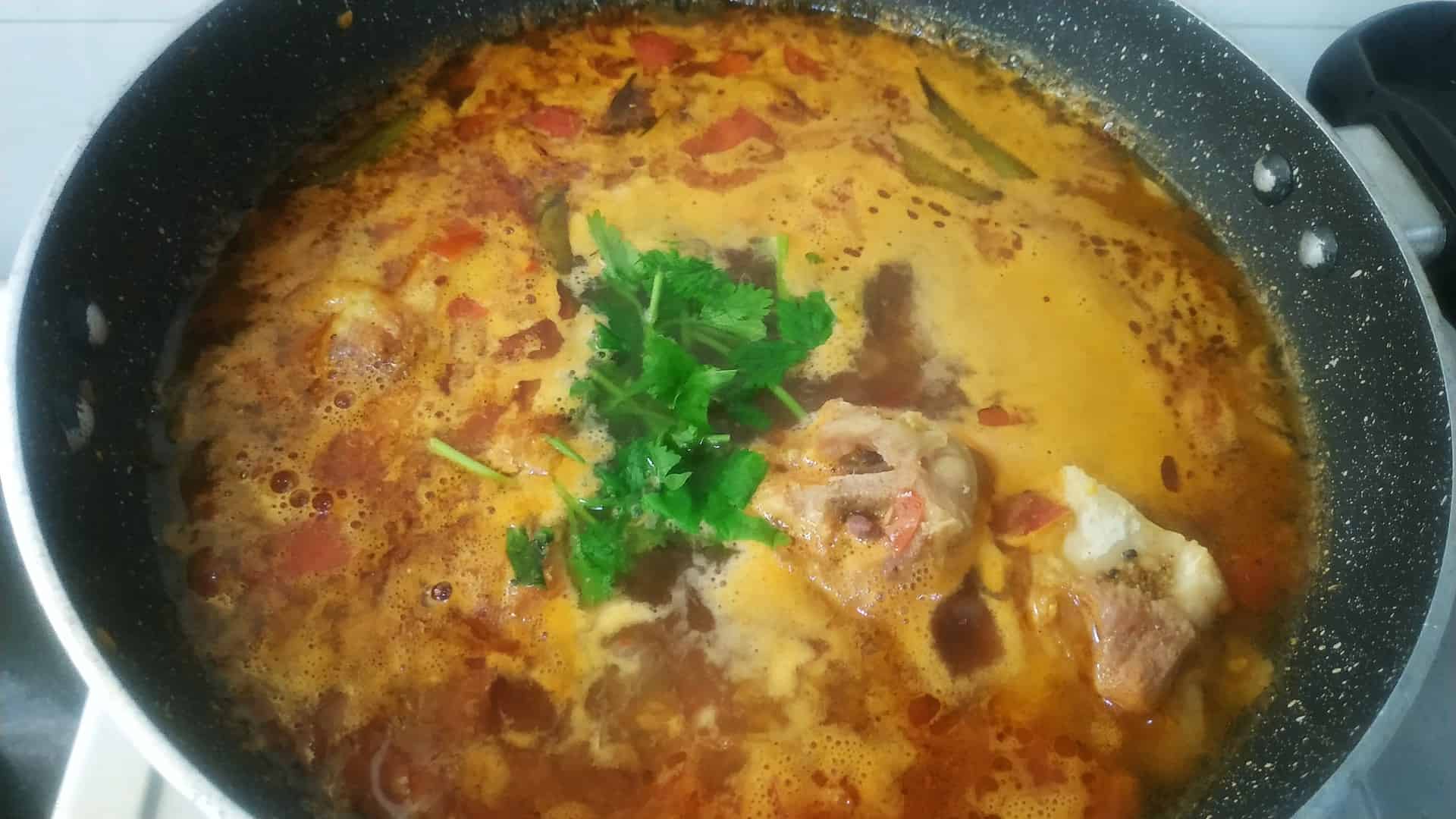 Mutton Rasam | Mutton Bone Rasam Recipe - pachakam.com