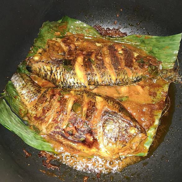 South Indian Fish Fry | Fish Fry in Banana Leaf