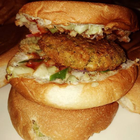 Falafel Burger