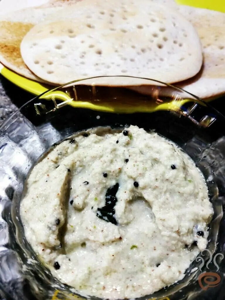 Fresh Coconut Garlic Chutney